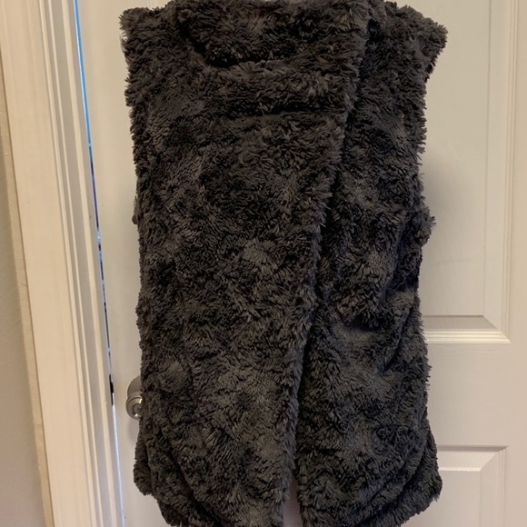NWOT! dylan‎ True Grit Snap Neck Sherpa Vest, Small - Picture 5 of 8